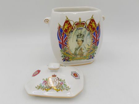 Okolicznościowa puszka na ciasteczka Queen Elizabeth II złoty jubileusz Ringstons by Wade Ceramics zdjęcie 3
