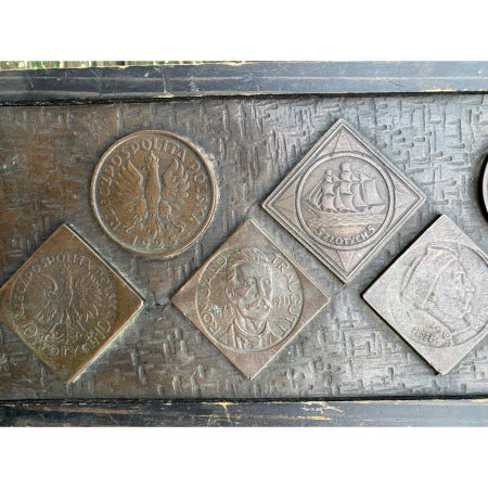 Kolekcjonerska SZKATUŁKA z monetami zdjęcie 2