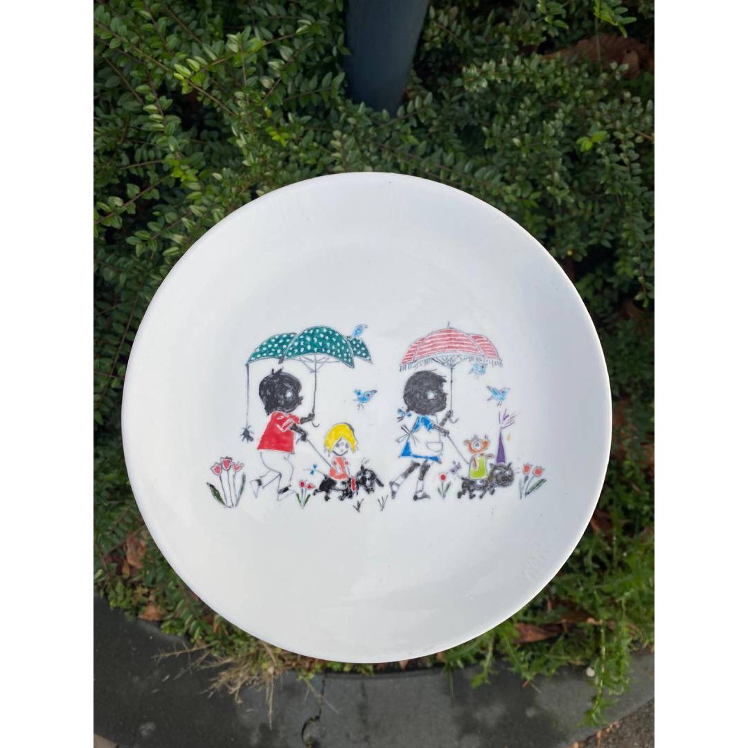 Porcelanowy talerz ręcznie malowany